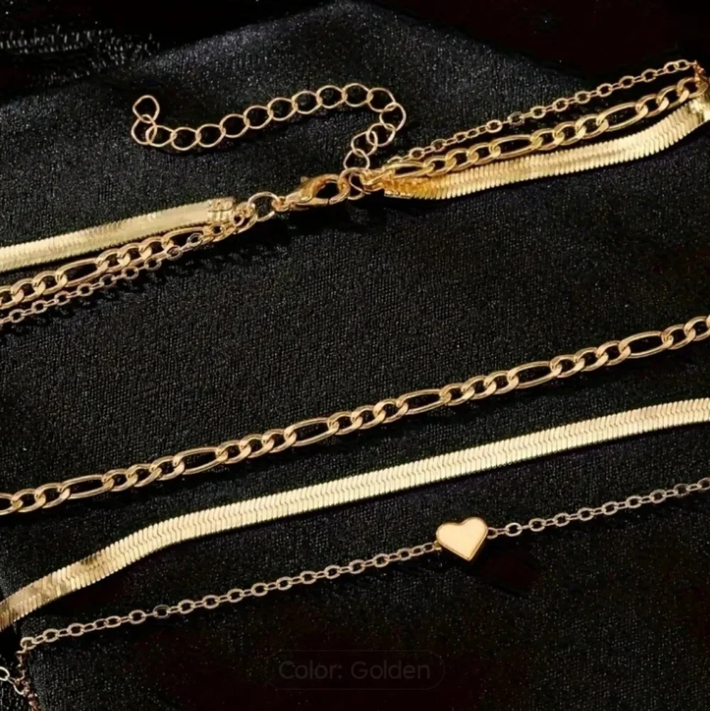 Gold Layered Heart Pendant Necklace - Picture 5 of 6